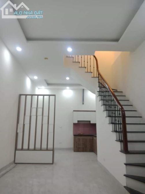 Mặt ngõ, kinh doanh, ôtô, 51m2,3 tầng, MT 4,6m giá 5,15 tỷ