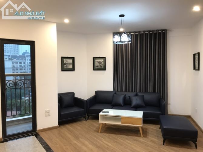 Cho thuê căn hộ chung cư Golden West, 3 phòng ngủ, full đồ đẹp 14tr/th.