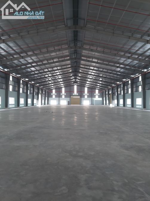 Cho thuê nhà xưởng 1800m2 trong KCN Hải Sơn, Đức Hòa - 1