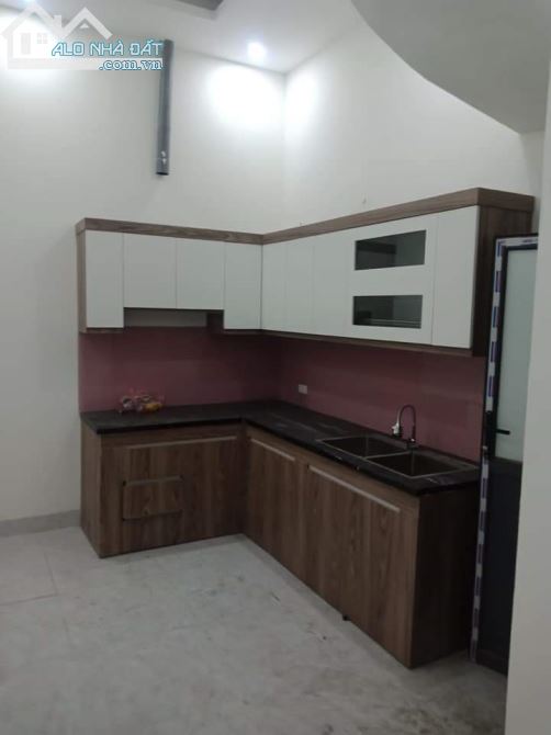 Mặt ngõ, kinh doanh, ôtô, 51m2,3 tầng, MT 4,6m giá 5,15 tỷ - 2