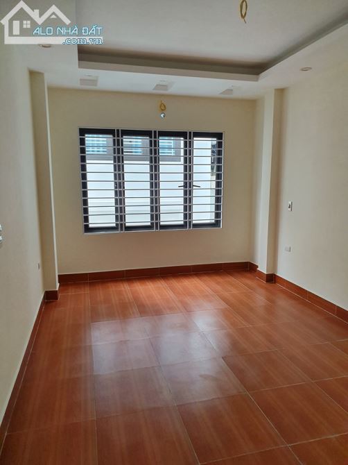 Bán nhà đường Quang Trung, quận Hà Đông, vị trí cực hiếm, an sinh tuyệt vời - 2