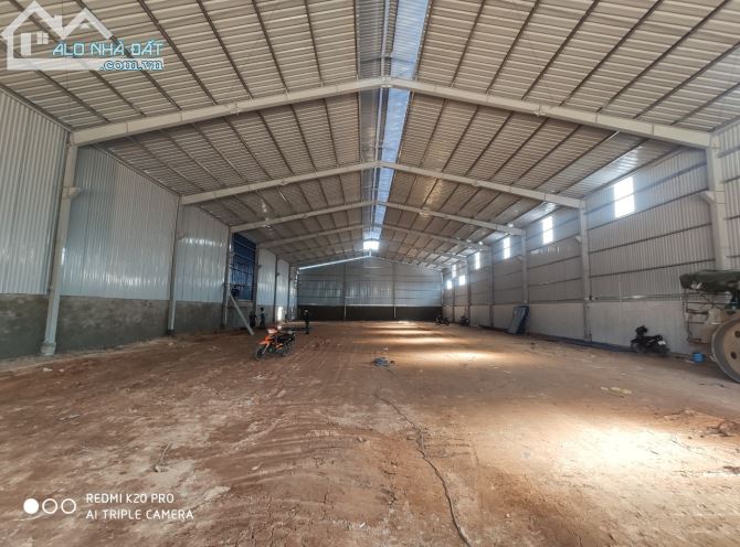 cho thuê kho xưởng 1350m2 .tân uyên. bình dương.(MTG)