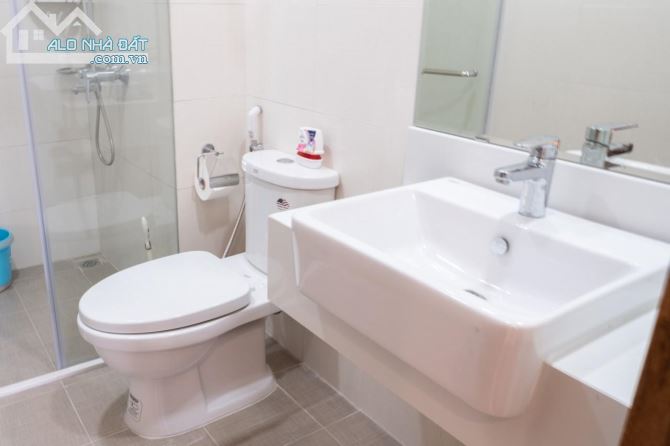 Chính chủ cho thuê CC Center point 110 Cầu Giấy 75m2, 2 ngủ, đầy đủ nội thất 15 tr/th - 5