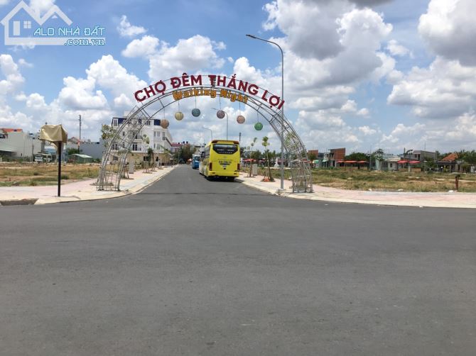 Bán gấp 2 lô đất Thắng Lợi Riverside Market chỉ 1ty990/5x22m2 TT Cần Đước đã có sổ hồng - 2