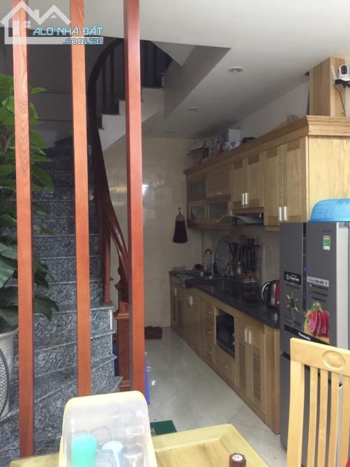 NHÀ ĐẸP - KINH DOANH - ĐÔNG THIÊN - OTO - DT 40m2 * 4 TẦNG - GIÁ 3 TỶ - 3