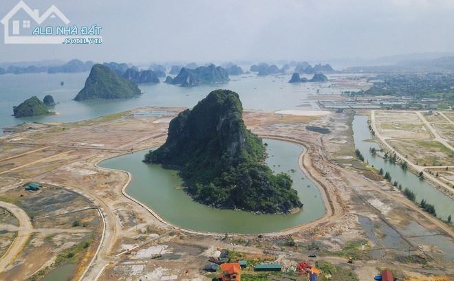 Cần gửi bán lô đất khách sạn mặt biển dự án Ao Tiên, Vân Đồn, Quảng Ninh