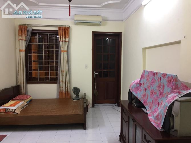Bán gấp nhà phân lô Trường Chinh, DT 45m * 4 tầng. Giá 6,5 tỷ - 5