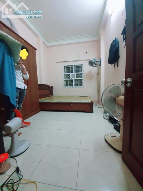Nhà đẹp ở ngay, 5T, MT 3.3 m, DT 24m2, giá 2,35 tỷ - 3