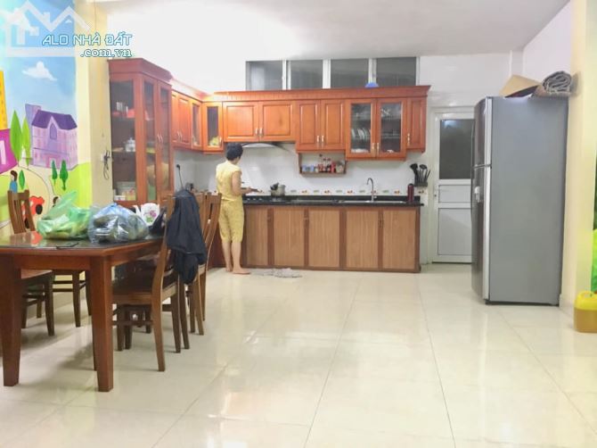 Bán nhà Phân lô đường Minh Khai, gần Time City, 65m2, đường rộng như Phố 15m, Kinh doanh - 1