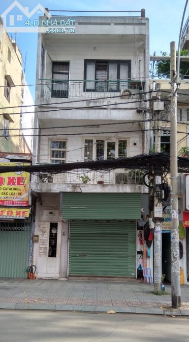 Cho thuê nhà 135m, đường Trần Quang Khải,q1