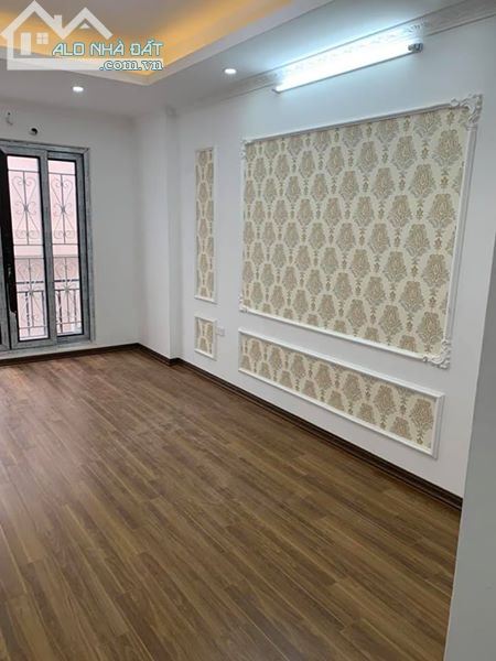Bán nhà siêu đẹp, mới xây, nhìn ngất ngây phố Đào Tấn. Dt 38m,5 tầng, giá 3.7 tỷ. - 1