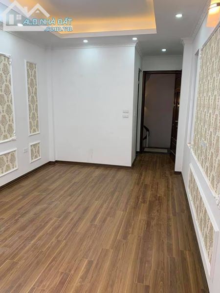 Bán nhà siêu đẹp, mới xây, nhìn ngất ngây phố Đào Tấn. Dt 38m,5 tầng, giá 3.7 tỷ. - 2