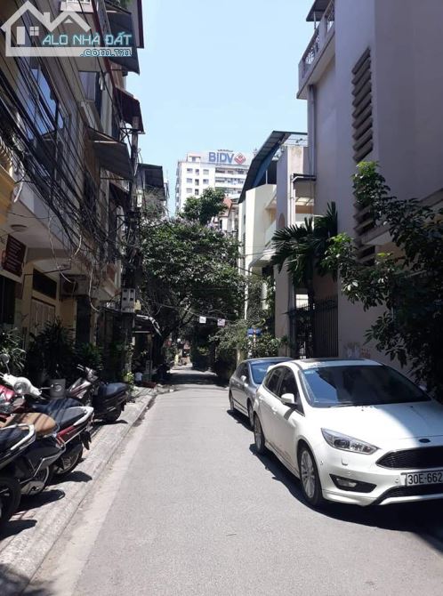 BÁN NHÀ PHÂN LÔ HUỲNH THÚC KHÁNG, 88m2, 8m mặt tiền 15.5 tỷ