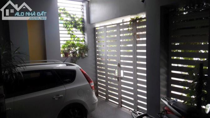 Biệt thự để ở Full đồ cao cấp giá rẻ tại KĐT Việt Hưng, Long Biên. Giá: 26tr/tháng - 1