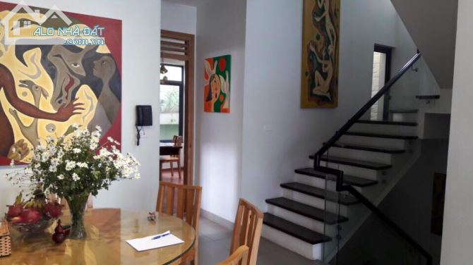 Biệt thự để ở Full đồ cao cấp giá rẻ tại KĐT Việt Hưng, Long Biên. Giá: 26tr/tháng - 3