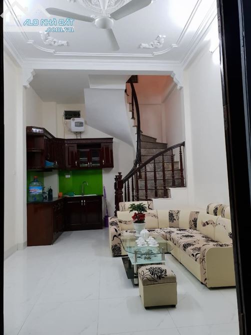 Bán nhà Cực Đẹp đường Gốc Đề, 45m2, 5 tầng, Ngõ thông, xe 3 gác, Giá 12,9 tỷ