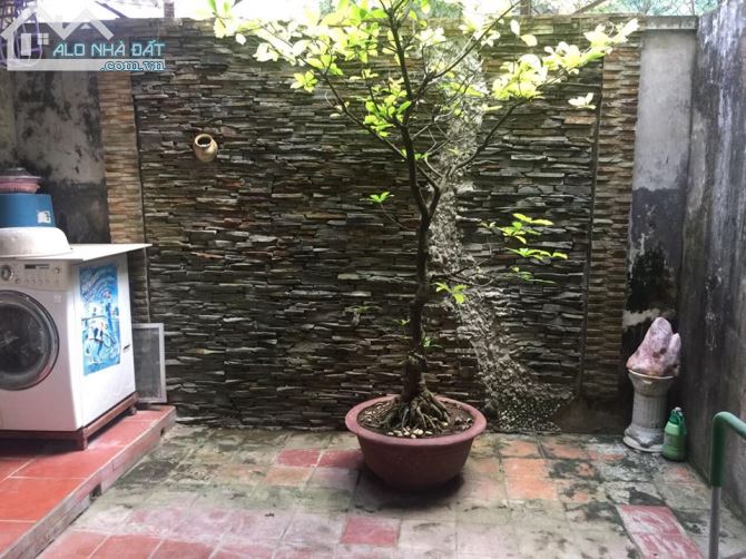 Bán nhà phố Giáp Bát, DT 77m2 * 3 tầng. Giá 5,3 tỷ - 1