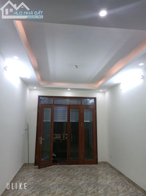 Bán nhà Cực đẹp phố Tân Mai, 40m2, cách đường Ôtô tránh 1 nhà, ngõ Thông đẹp, Giá 3,7 tỷ - 1