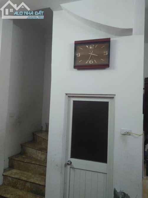 Bán nhà Tân Mai, DT 33m2  * 4 tầng. Giá 2,5 tỷ - 2