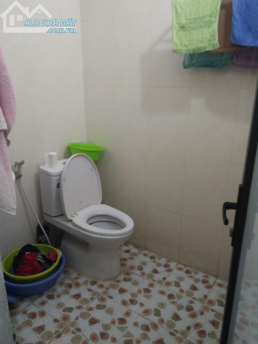 Bán nhà Tân Mai, DT 33m2  * 4 tầng. Giá 2,5 tỷ - 5