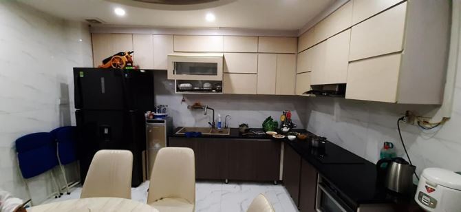 Bán nhà Mặt phố TRIỆU VIỆT VƯƠNG, quận Hai Bà Trưng, 41m2, Mặt tiền 5m, 5 tầng, Giá 36 tỷ - 2