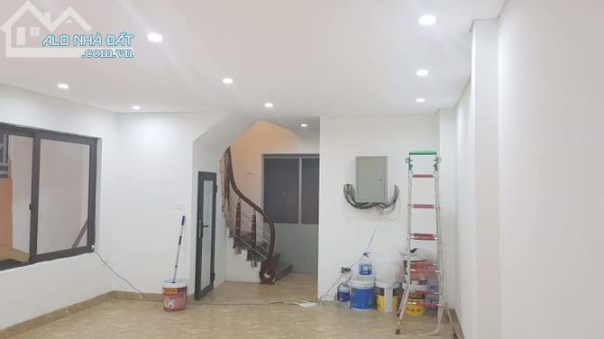 Cần bán gấp nhà mặt phố kinh doanh DT 66m2,  , 4tầng, giá 26 tỷ - 6