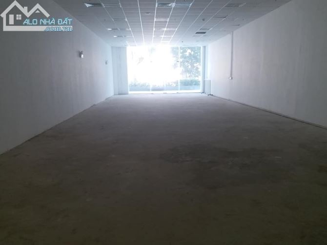 Cho thuê nhà mặt phố Minh Khai vị trí đẹp mặt tiền 7m DT 93m2 x 9 tầng + hầm giá rẻ