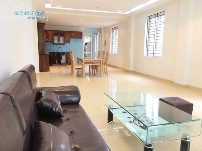 Ngõ  Phố Kim Đồng,  Hoàng Mai kinh doanh, ôtô 2 chiều 4 tầng, 120m2,  giá 32 tỷ - 7