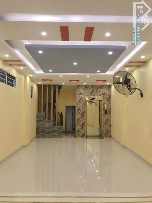 BÁN GẤP NHÀ THÁI THỊNH 60m2 4T, MT 4.5m