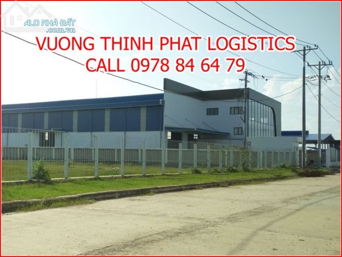 CHO THUÊ GẤP NHÀ XƯỞNG 2.500M2 MẶT TIỀN PHAN VĂN HỚN, HÓC MÔN, GIÁ RẺ