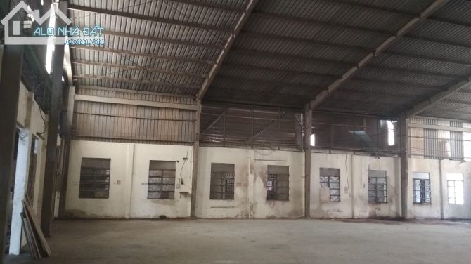 CHO THUÊ GẤP NHÀ XƯỞNG 2.500M2 MẶT TIỀN PHAN VĂN HỚN, HÓC MÔN, GIÁ RẺ - 1