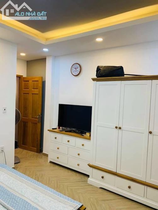 Bán nhà Huỳnh Văn Bánh Quận Phú Nhuận, 44m2 nhà lô góc xây đẹp như khách sạn chỉ 5.38 tỉ - 1