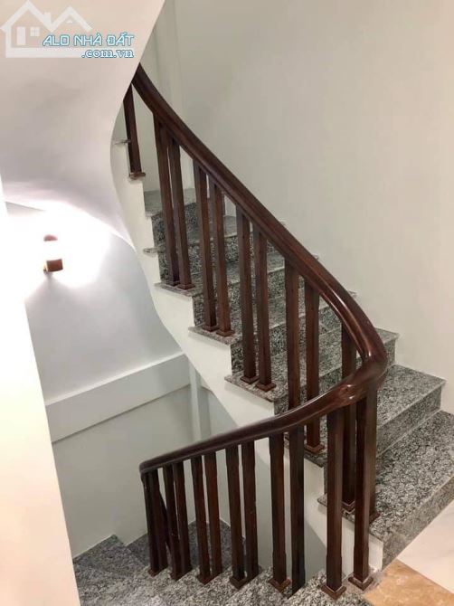 Cần bán nhà phố Lĩnh Nam ô-tô đỗ cửa 5 tầng 35m2 giá 7.8 tỷ - 3