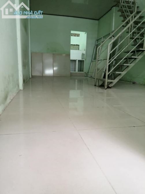 Lê Hồng Phong, Quận 10, Gần Mặt tiền chỉ 6,65 tỷ, bán gấp .