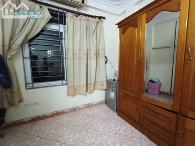 Bán nhà 5 tầng phố Trần Hữu Tước, cạnh Hồ Đắc Di, 45m2, mặt tiền 4m, giá 4,5 tỷ - 2
