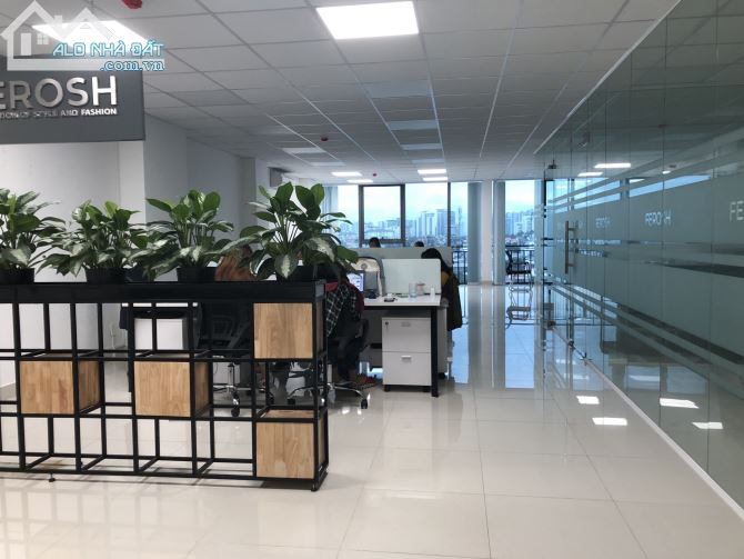 Văn Phòng 122m2, 422 Nguyễn Thị Thập, Phường Tân Quy, Quận 7.free Phí QL ++