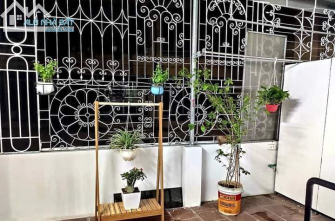 Bán nhà phố Thái Thịnh Dt 45m2, 5 tầng lô góc, MT 4,2m, nở hậu giá 4,5 tỷ - 2