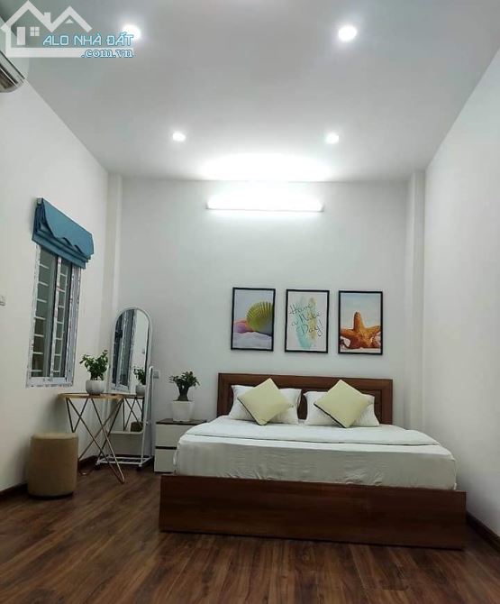 Bán nhà phố Thái Thịnh Dt 45m2, 5 tầng lô góc, MT 4,2m, nở hậu giá 4,5 tỷ - 3