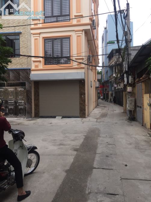Bán Nhà  Phố Thụy Phương, Bắc Từ Liêm, Dt 35m2, Ô tô đậu cổng, Xây 5 tầng, Giá 5.75 Tỷ