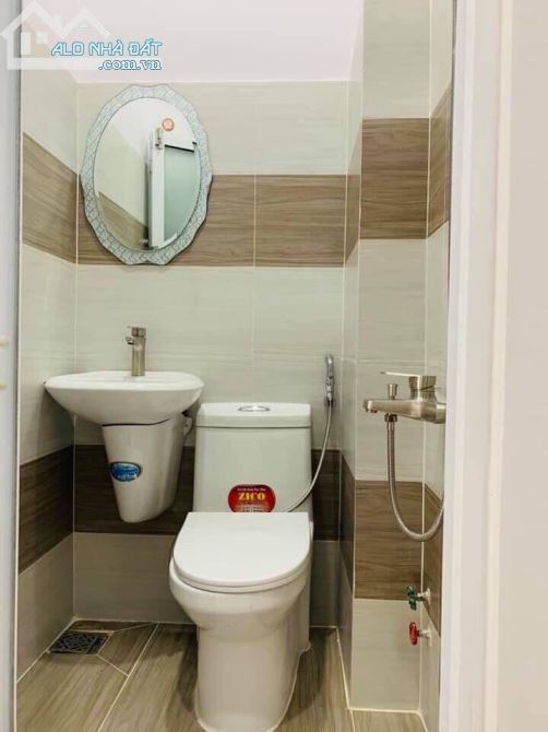 Bán nhà mặt tiền kinh doanh đường Nguyễn Trọng Tuyển, P8, Phú Nhuận. - 4