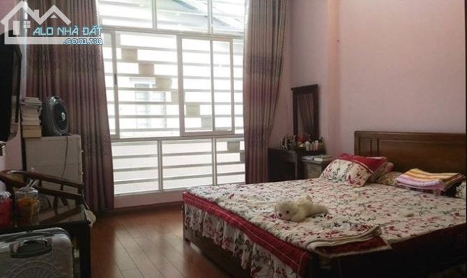 Bán nhà 4 tầng 1 tum phố Phan Đình Giót, diện tích 48m2 mặt tiền 4,5m giá 6,1 tỷ - 2