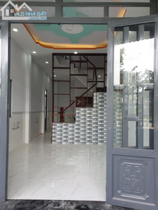 Chính chủ cần bán nhà gần chợ BÌNH CHÁNH, TPHCM, dt 3,5x10, 5 x20 sổ hồng riêng, mới 100% - 2
