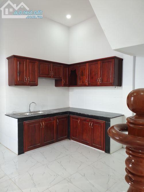 Chính chủ cần bán nhà gần chợ BÌNH CHÁNH, TPHCM, dt 3,5x10, 5 x20 sổ hồng riêng, mới 100% - 4