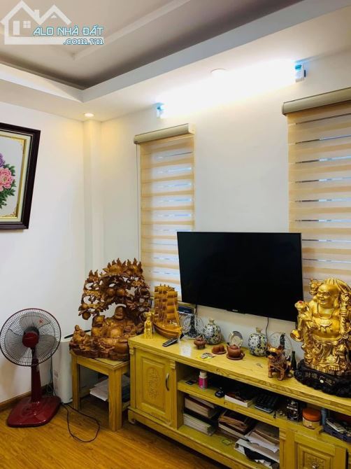 Nhà đẹp, phố Lê Thanh Nghị, gần BV Bạch Mai, 48m, x4 tầng, Mt 4,6m, giá 5 tỷ 600 - 2