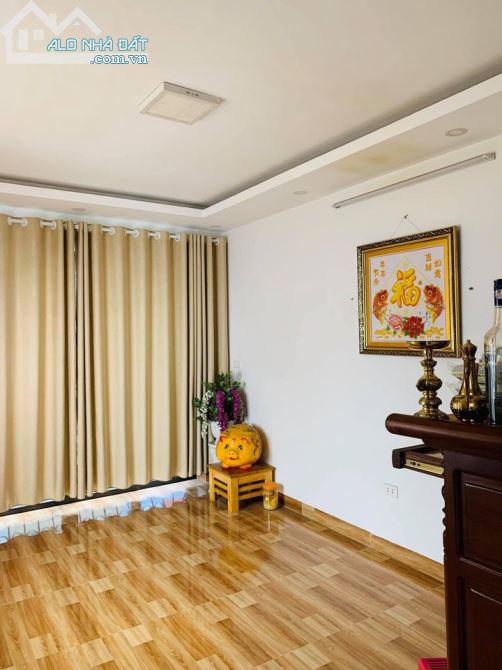 Nhà đẹp, phố Lê Thanh Nghị, gần BV Bạch Mai, 48m, x4 tầng, Mt 4,6m, giá 5 tỷ 600 - 4