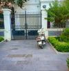 Bán biệt thự Việt Hưng, Sài Đồng 240m, 4tầng Vip, giá 50tỷ.