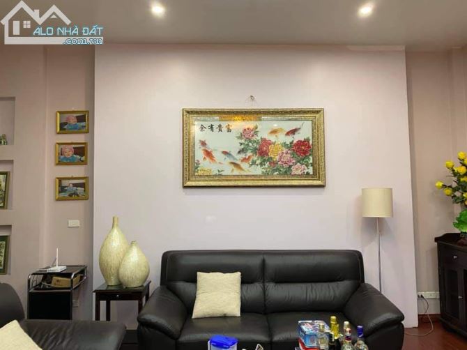 6.3 TỶ * 55M * 2 TẦNG - PHÂN LÔ KHU HOÀNG CẦU - Ô TÔ KINH DOANH