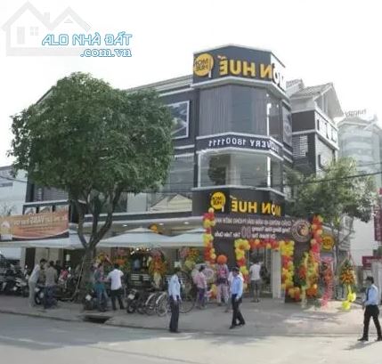 Mặt Bằng cho thuê đường Song Hành Quân 2, làm Showroom, Ngân hàng,  500m2 giá 250 tr/th