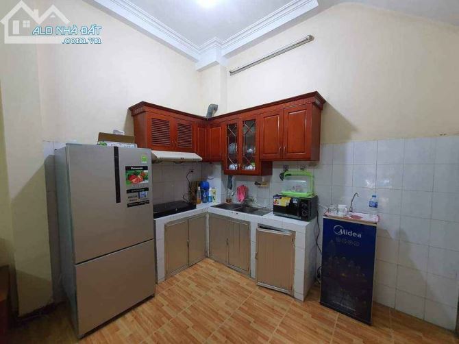 Bán đẹp phố Tây Sơn, Gần ĐH Thủy Lợi - lô góc 40m x5 tầng, giá 6,5 tỷ, Ô đỗ cách nhà 15m - 3