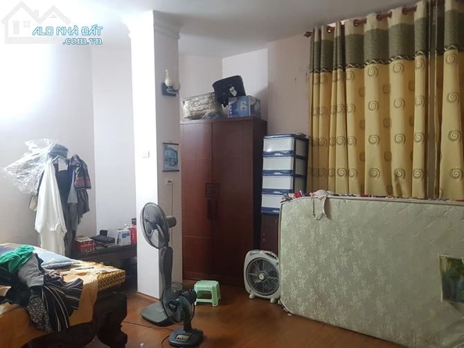 Bán Nhà đường Láng Hạ 33m2 x5 tầng, Ô tô cách nhà 20m, Ngõ thông, Giá 3,8 tỷ - 2